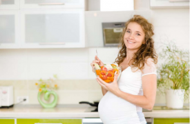为了你和胎儿的健康，怀孕之后别总是吃吃吃！